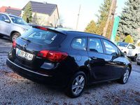 Używany Opel Astra 110 KM (80 kW) 2015 Czarny Kombi