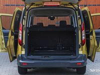 używany Ford Tourneo Connect - mały przebieg