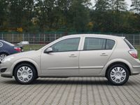 używany Opel Astra 1.4dm 90KM 2007r. 189 000km