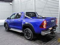 używany Toyota HiLux 2.8dm 204KM 2021r. 57 000km