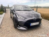Używany Toyota Yaris Hybrid Comfort 2022 Szary Hatchback