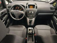 Używany Opel Zafira 140 KM (102 kW) 2006 Srebrny (metalik) Minivan