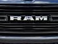 Używany RAM 1500 401 KM (294 kW) 2022 Czarny Pickup