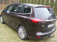 używany Opel Zafira 1,6 D 2015 do poprawek