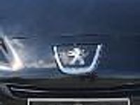 Używany Peugeot 308 90 KM (66 kW) 2013 Czarny Hatchback