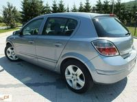 używany Opel Astra 1.7dm 110KM 2009r. 160 000km
