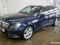 Używany Mercedes C200 Avantgarde 136 KM (100 kW) 2012 Granatowy Kombi