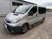 Używany Opel Vivaro 115 KM (84 kW) 2008 Szary Minivan