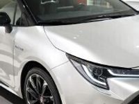 Używany Toyota Corolla Sport 184 KM (135 kW) 2021 Srebrny Sedan/Limuzyna