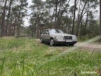 używany Mercedes E220 W123Automat PIEKNY