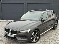 używany Volvo V60 CC 2dm 250KM 2022r. 58 300km