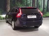 używany Volvo V60 2dm 150KM 2017r. 85 421km