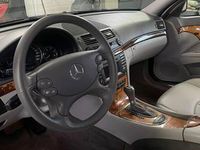 używany Mercedes E220 KlasaT CDI Automatik Elegance