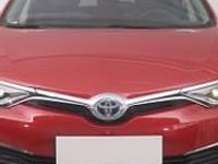 Używany Toyota Auris 136 KM (100 kW) 2016 Czerwony Hatchback