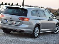 używany VW Passat R-Line Navi Kamera Alcantara Panorama Ful…