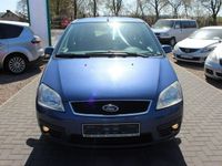 używany Ford C-MAX 1.6dm 102KM 2005r. 211 000km