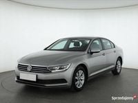 Używany VW Passat 2015 Srebrny Sedan/Limuzyna