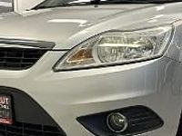 używany Ford Focus 1.6dm 101KM 2008r. 269 610km