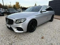 Używany Mercedes E400 333 KM (244 kW) 2018 Srebrny (metalik) Kombi