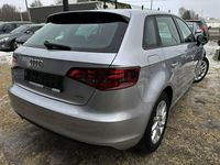Używany Audi A3 Sportback 2016 Szary Hatchback