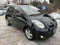 Używany Toyota Yaris 99 KM (72 kW) 2011 Czarny Hatchback
