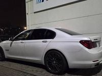 Używany BMW 750 2011 Biały Sedan/Limuzyna