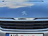 używany Peugeot 308 II Grzane fotele, nawigacja, alufelgi, czujniki cofania