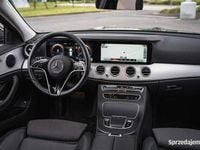 Używany Mercedes E220 194 KM (142 kW) 2021 Szary Kombi