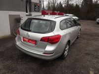 używany Opel Astra 1.4dm 140KM 2011r. 140 182km