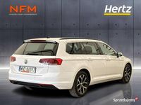 Używany VW Passat Business 150 KM (110 kW) 2019 Biały Kombi