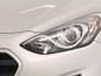 Używany Hyundai i30 90 KM (66 kW) 2015 Srebrny Kombi