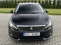 używany Peugeot 308 SW 1.2dm 110KM 2018r. 147 000km