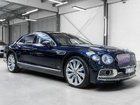 Używany Bentley Flying Spur 550 KM (404 kW) 2020 Niebieski Sedan/Limuzyna