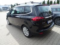 używany Opel Zafira 1.4dm 140KM 2017r. 76 900km