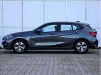 Używany BMW 118 Advantage 150 KM (110 kW) 2021 Szary mineralny metalizowany Hatchback