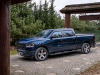 Używany RAM 1500 390 KM (286 kW) 2020 Niebieski ciemny (metalik) Pickup