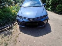 Używany Toyota Corolla 122 KM (89 kW) 2019 Niebieski Sedan/Limuzyna