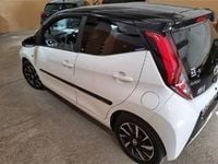 używany Toyota Aygo selection piano black DAB+ . z 12.2021 . BOGATA WERSJA .
