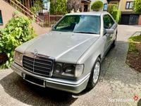 Używany Mercedes 230 1990 Srebrny Coupe