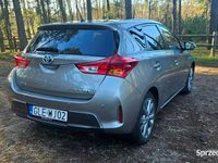 używany Toyota Auris Hybrid Premium 1.8 HSD
