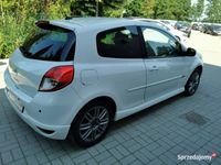 używany Renault Clio 1.6dm 128KM 2009r. 218 000km