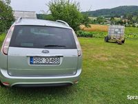 Używany Ford Focus Ghia 2009 Srebrny Sedan/Limuzyna