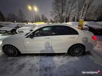 Używany Mercedes C300 2019 Biały Sedan/Limuzyna
