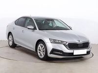 Używany Skoda Octavia 150 KM (110 kW) 2021 Srebrny Hatchback