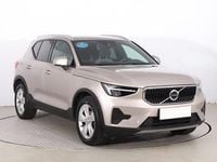 Używany Volvo XC40 129 KM (94 kW) 2023 Beżowy SUV