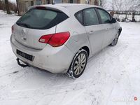 Używany Opel Astra 2012 Srebrny Hatchback