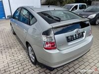 Używany Toyota Prius 2004 Srebrny Hatchback