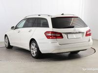 używany Mercedes E200 ECDI