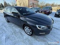 Używany Volvo V60 181 KM (133 kW) 2014 Inny (metalik) Kombi