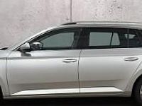 Używany Skoda Superb Style 200 KM (147 kW) 2022 Srebrny Kombi